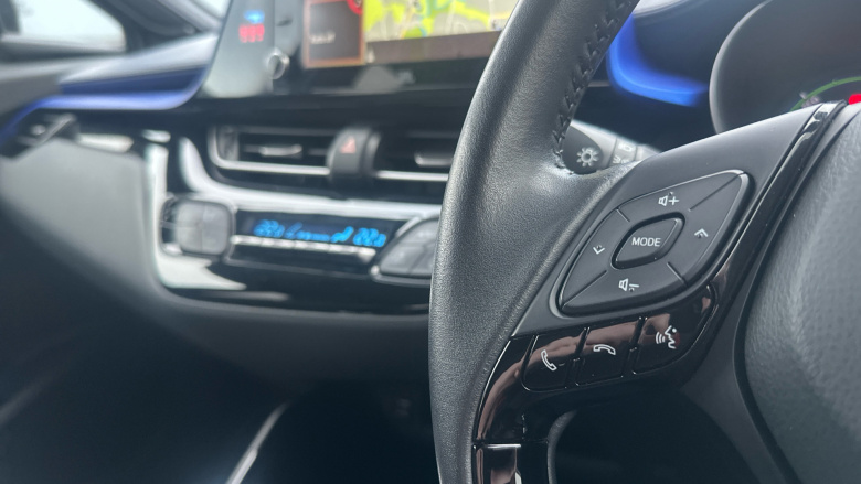 Toyota C-HR 2.0 Hybrid Dynamic 5dr CVT Hybrid Hatchback